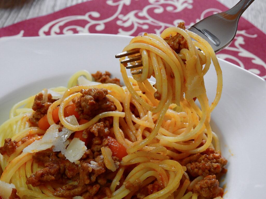 pasta, noodles, spaghetti-2100171.jpg